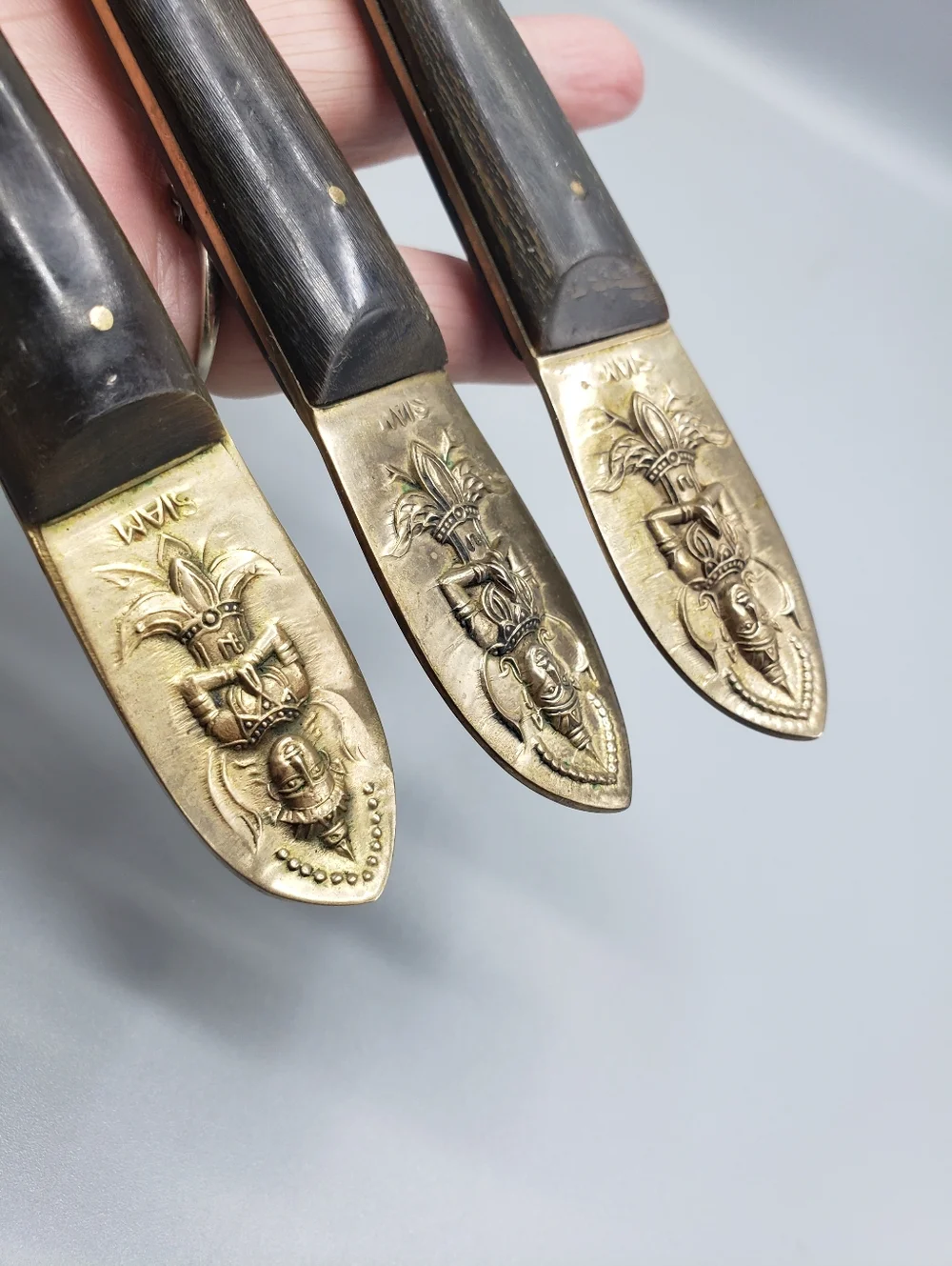 3p Brass Serving Set w/Twisted Details & Dark Wood Handles -Vintage Siam Buddha